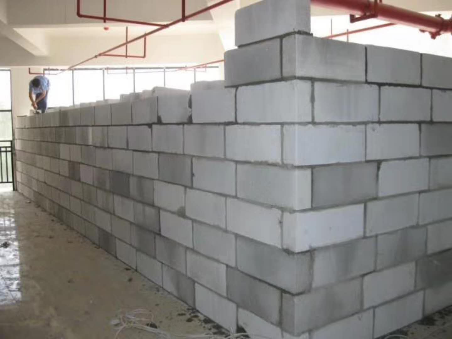 奎文蒸压加气混凝土砌块承重墙静力和抗震性能的研究